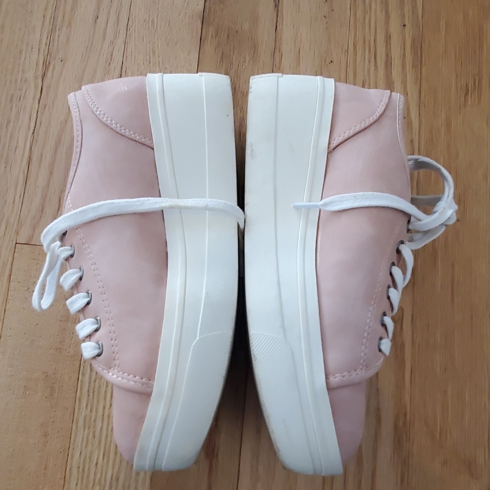 wedge platform flower sneakers gently used  6 - Picture 4 of 5